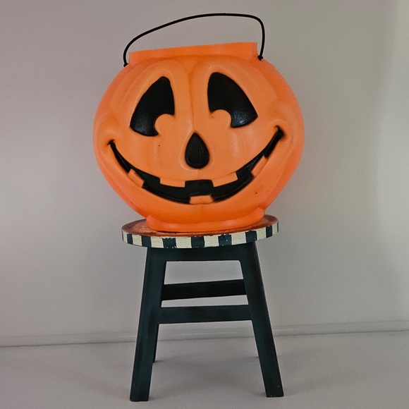 Rare Vintage Jack-O-Lantern Pumpkin Candy Bucket - Picture 2 of 6